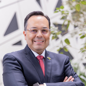 Andres Guzman 100362 Resized